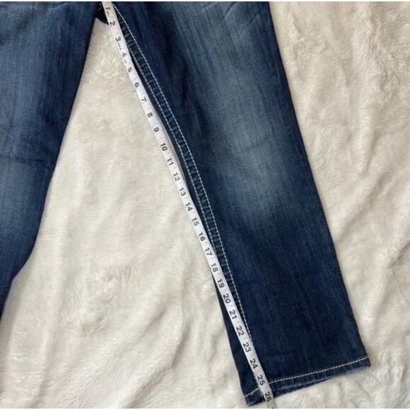 Silver Jeans Dark Wash Mid Rise Santorini Capri Jeans Size W 31 - Picture 8 of 10